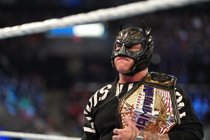 【写真・画像】米殿堂入り覆面レスラーが「ムタ仕様」マスクで電撃復帰！ 「グレートすぎる」ファン＆実況席もどよめき　1枚目