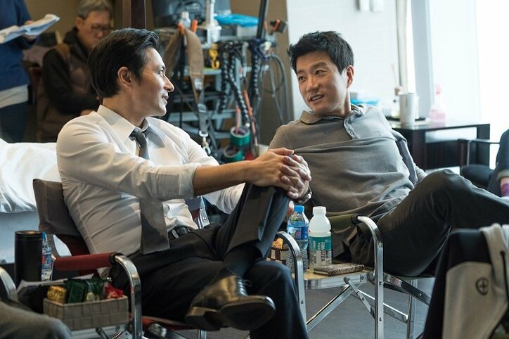 パク・フンジョン監督の最新作を電撃解剖 映画『V.I.P. 修羅の獣たち』メイキング映像&写真解禁!