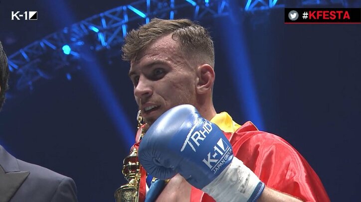 「かすっても倒れる!」重量級ド迫力KOに実況驚き 劣勢予想を覆す敗者の戦いぶりに称賛の声も