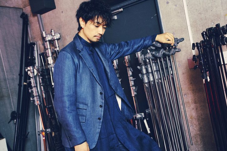 齊藤工監督が脚本家・倉持裕との対談で明かす人生の決断「人生に訪れる決断をずっと避けて生きてきた」