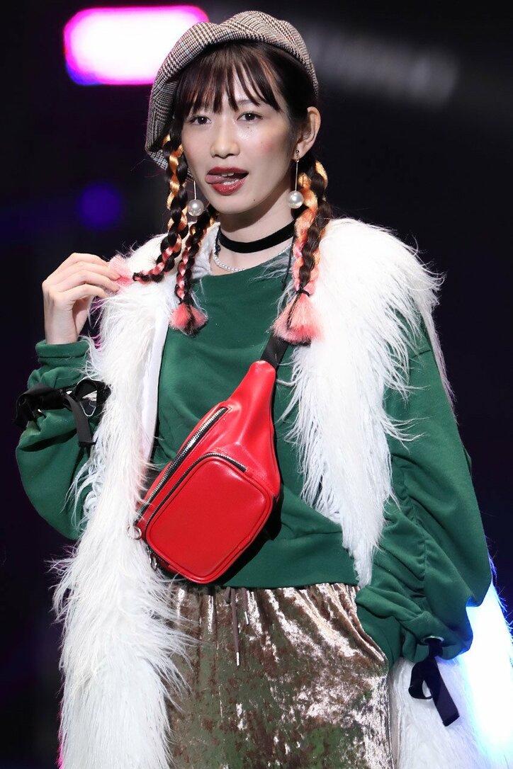 【画像集】桐谷美玲と河北麻友子がキスも！　人気モデルが一堂に！　 - 東京ガールズコレクション2017A/W