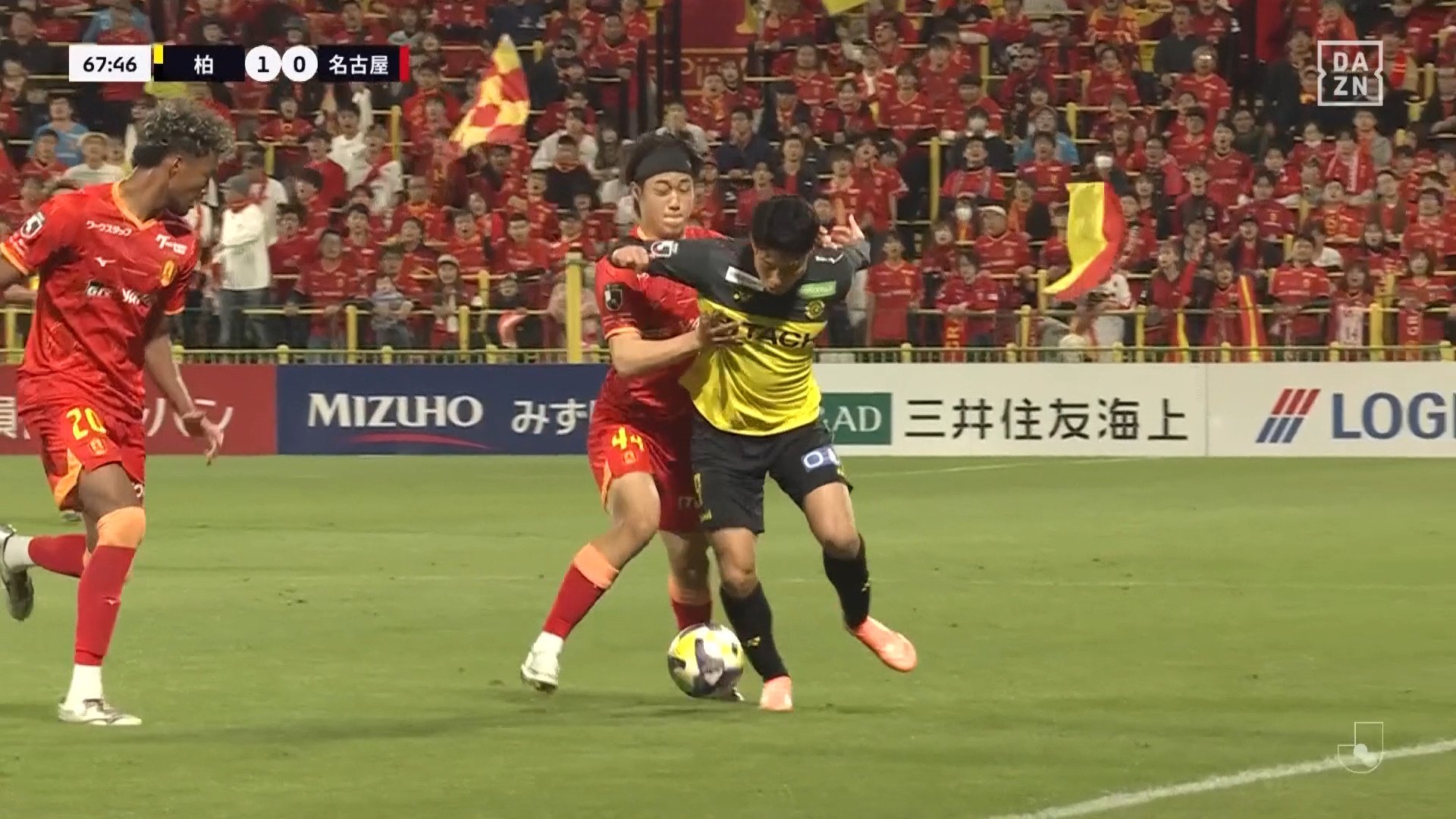 【映像】2人をひき剥がす超加速ドリブル