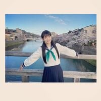 「可愛いすぎやろ」「何という美の暴力」浜辺美波のツインテール＆セーラー服姿にファン歓喜