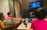 ココリコ遠藤嫁『真剣な眼差し』