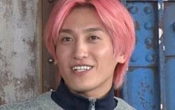 貧困家庭で育ったEXIT兼近、親に贈ったプレゼントに驚きの声「すごい！」「最高だね、親は！」