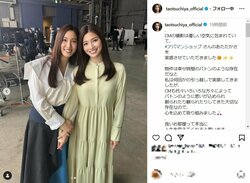 土屋太鳳、姉・土屋炎伽との2ショットを公開 「双子みたいでかわいい」「仲良し美人姉妹」と称賛の声