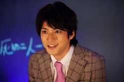 山田裕貴演じる頼田朝日の傷がついに…「うずかな～～～い！」その理由とは？『先生を消す方程式。』フライングドラマ
