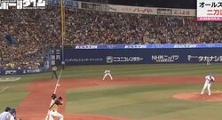 何が起きた…！？二刀流・大谷翔平の豪快弾で“異変”　初球フルスイング→相手投手が動けなくなる 【オールスター名場面】