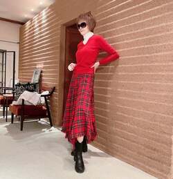  小柳ルミ子、美容師に若いと言われた71才のコーデを紹介「激カワ」「脱帽です」の声 