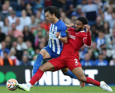 三笘薫がリヴァプール戦で苦しんだ「対策と疲労」。それでも持ち味が出たワンプレーとは？