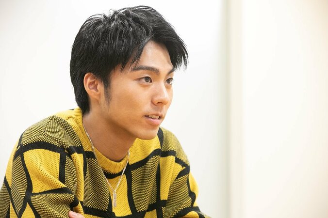 劇団EXILEの小野塚勇人、父親役・大杉漣さんから学んだ役者の姿勢　映画『恋のしずく』 4枚目