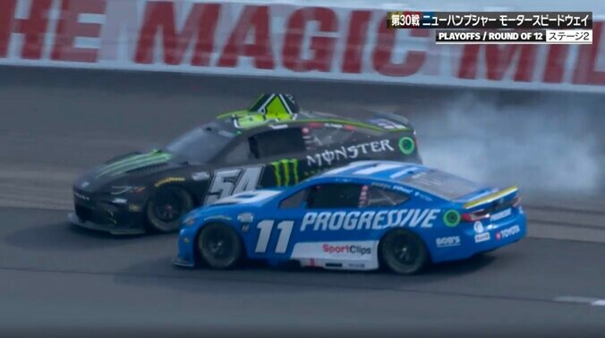 【写真・画像】「俺は王者争いやってんだよ！」無線でブチギレ→同僚に体当たり “悪役”ドライバーの動きが物議「あれくらいで回るの知ってる」　1枚目