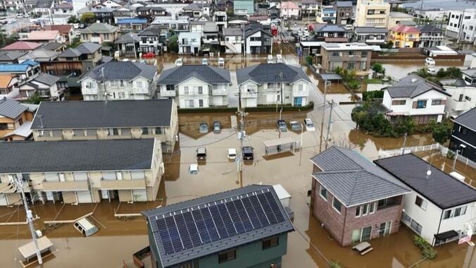 台風25号 千葉・佐倉市で大規模冠水 1枚目