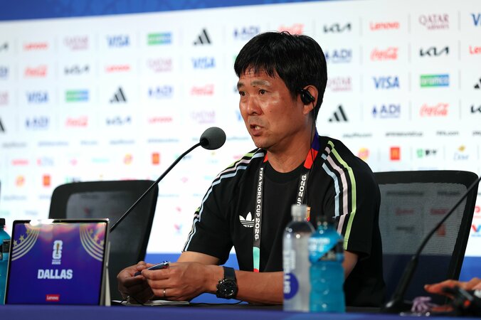 前日会見に臨んだ森保監督。（C）Getty Images