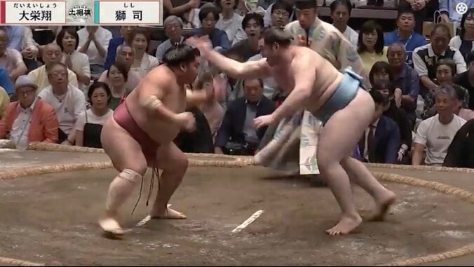 【写真・画像】「2人共マタドールみたいだね」元若乃花が驚き観客が笑顔になった大相撲の“異質”な一番「闘牛じゃん」「スゴい戦いだなw」　1枚目