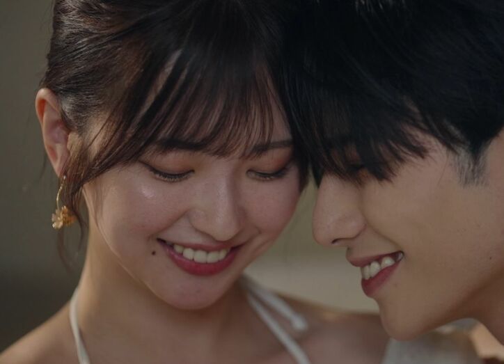 【写真・画像】スタイル抜群の美人タレント、イケメン俳優と水着ジャグジーでイチャイチャ、山本舞香「1番エロかった」 2枚目