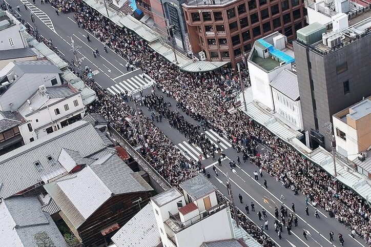 400年の歴史を新たな時代へ　劇場『南座』開場式・南座新開場祇園お練りレポート到着