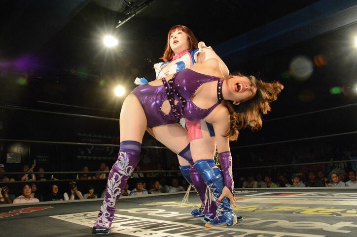 「どんな水着だって着るし、バナナだってくわえる!」今闘えるアイドル・伊藤麻希が週プレに激怒!