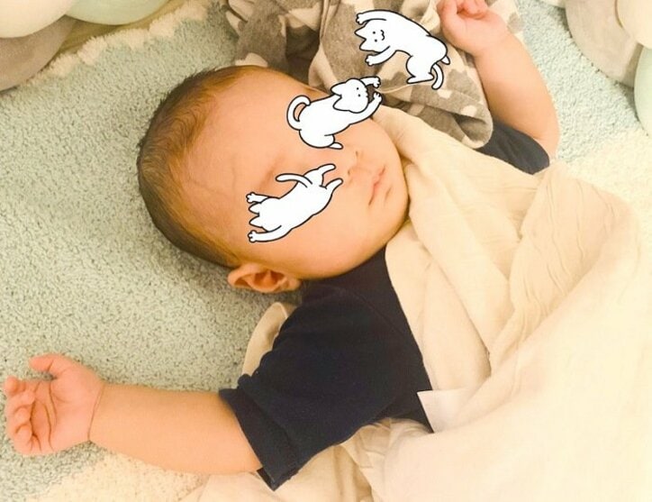 小池徹平の妻・永夏子、生後5か月を迎えた息子「父の繰り出す必殺技がツボのよう」