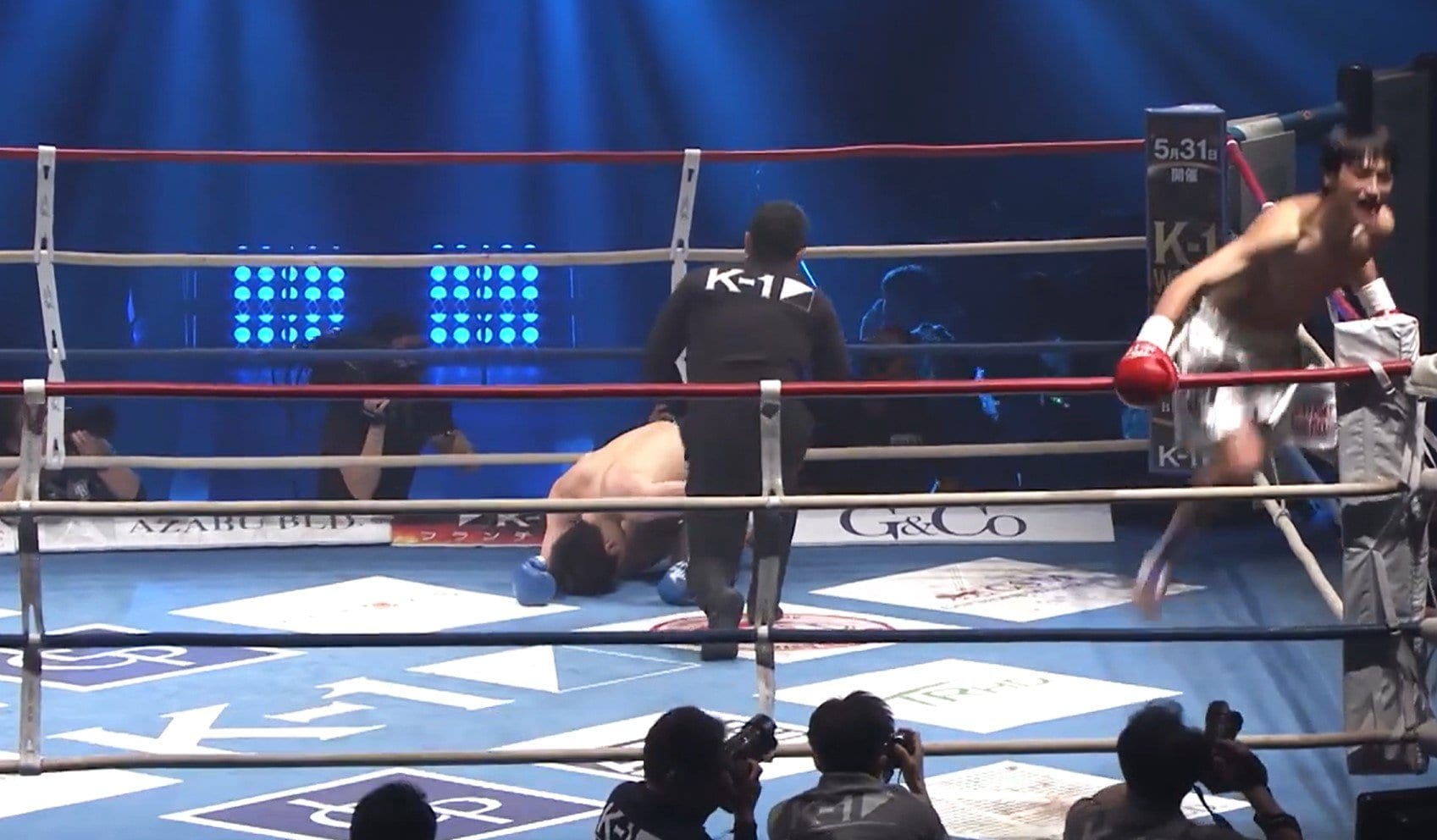 スポーツハプニング 28年見てて初めて」魔裟斗、“異変”発生に困惑 注目選手同士の激闘…劇的KO決着の試合中に“まさか”のハプニング（ABEMA  TIMES）｜ｄメニューニュース（NTTドコモ）