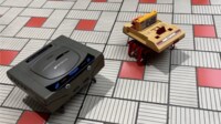 【映像】4足歩行するファミコンとセガサターン