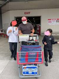 花田虎上『買い出し』