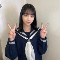 「まだまだJKイケる」「全然違和感なし」堀未央奈のキュートなセーラー服姿にファン歓喜！