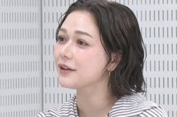 村重杏奈、見ると“落ち込む”同じ年のアーティストを告白
