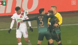 場内騒然！ 菅原由勢にブチギレ… 挑発的ガッツポーズで“一触即発”「何してんだよ」相手選手が突き飛ばす→味方が応戦して混乱