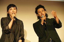 オダギリジョー＆麻生久美子が無茶振り合戦！『時効警察』イベントで霧山・三日月まんまのじゃれあい見せる