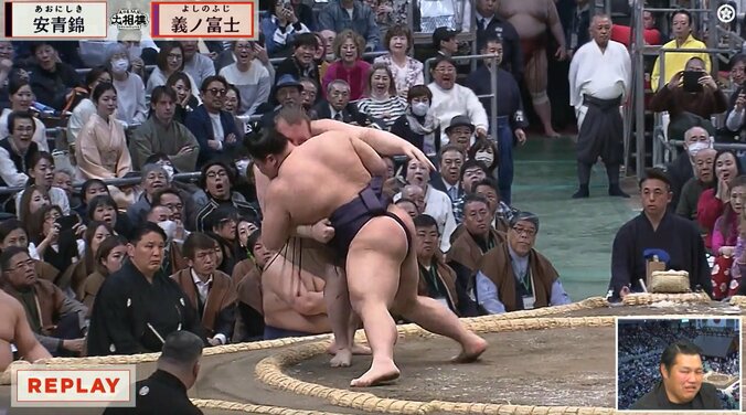 東のたまり席にタイチの姿