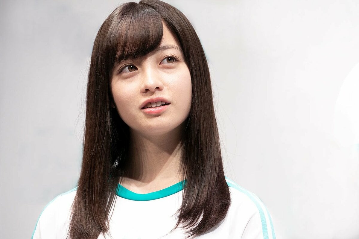 橋本環奈、21歳の誕生日報告ツイートに“いいね”42万件 祝福の声殺到