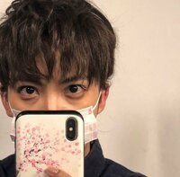 ざわちん『イケメンは、瞳の位置が同じか近い』