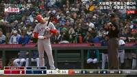 大谷翔平、今度は打者としてピッチクロック違反取られ不満顔 「世界初投打違反ww」「投打でピッチクロック違反した史上初の選手」