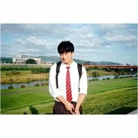 「可愛すぎない!?」「カッコよすぎで無理」白濱亜嵐の『10万分の1』オフショットにファン歓喜