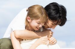 高3男子、一度振られた女子にバックハグ！「取られたくない」初日から情熱的アピール『今日好き』セブ島編スタート