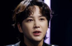 甲状腺がん闘病を告白した37歳のチャン・グンソク「ベストを尽くして手伝いたい」後輩アイドルへの想い