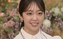 峯岸みなみ「裏アカやってない？大丈夫？」“平均年齢17.4歳”若手アイドルたちを心配「すぐ流出するから…」