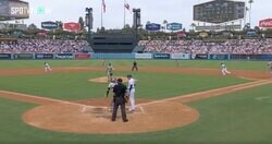 えっ？ マジかよ…！？ 大谷翔平の“一瞬の動き”がヤバすぎる　捕手が見てるのに全力スタート→進塁を決める瞬間「トップスピード速っ！」「大谷さんじゃなきゃアウト」