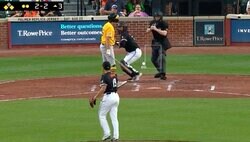 どうした…？ 菅野智之に“怒り爆発”「そりゃキレる」2打席連続見逃し三振に“イライラ”→文句言ってバットぶん投げ「まだ若いなw」