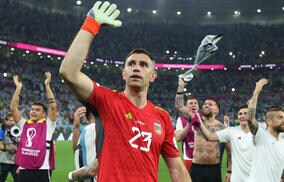 「彼を助けなければ」アルゼンチンの守護神が英雄・メッシに言及、次の相手オランダは「素晴らしい相手」