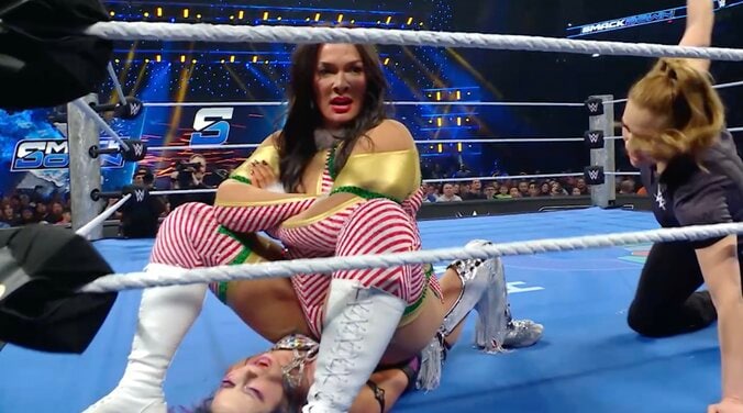 涼しい顔のナイア・ジャックス