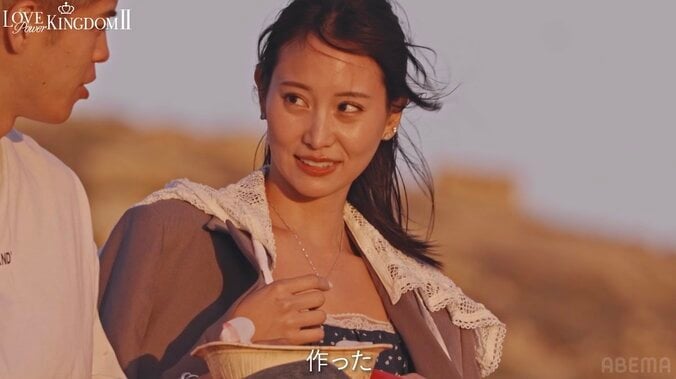 【写真・画像】穴あき水着の“わがままボディ”27歳美女、びしょ濡れ姿に「すげぇなこれ」の声　2枚目