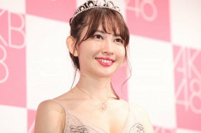 小嶋陽菜、オシャレすぎる旅の様子を公開「綺麗な景色に吸い込まれそう」「まるで夢の中」とファン釘付け 1枚目