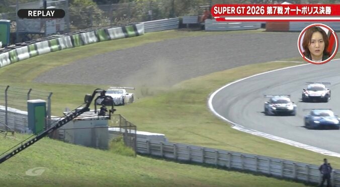 「タイヤが飛んだ！」レースを左右した衝撃アクシデント カメラが捉えた戦慄光景の舞台裏「ダメージが大きいが故に…」 4枚目