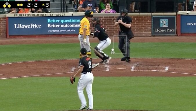 【写真・画像】もうワケ分からん！ド軍ベッツ、“執念の横っ飛び”「すげえw」「飛びすぎ」捕球直前に体勢がスゴいことになる「反射神経ハンパない」　1枚目