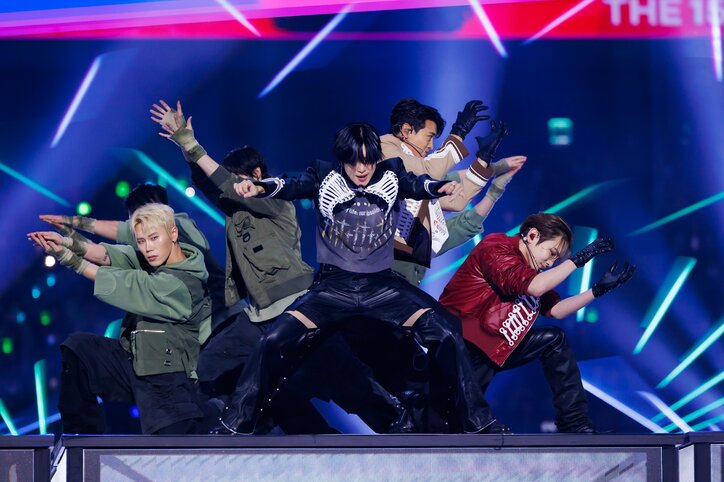 グループ全員が兵役を終えたSHINee、ソロ曲から最新曲まで披露する圧巻ステージに感動の声続出!15周年の貫禄見せつける「めちゃくちゃ泣いた」「神曲だらけ」