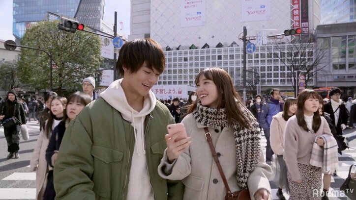 「僕だけが17歳の世界で」デートシーンに視聴者ざわめき　山崎賢人が佐野勇斗&飯豊まりえの2ショットを撮影！？