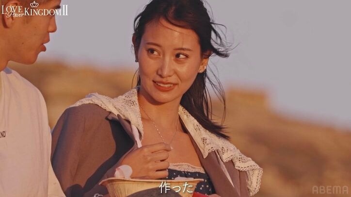 【写真・画像】穴あき水着の“わがままボディ”27歳美女、びしょ濡れ姿に「すげぇなこれ」の声　2枚目