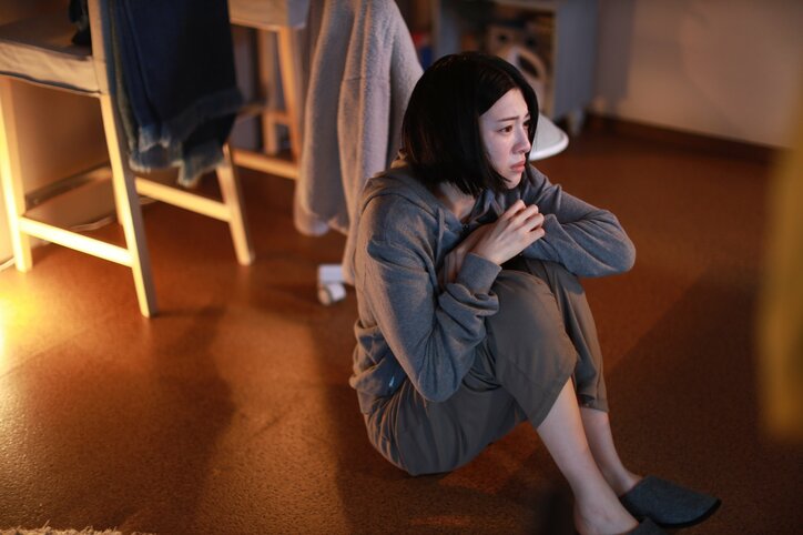 売れたら用無し？歌手に捨てられた女性作詞家…愛が憎悪に変わった彼女を襲った悲劇『言霊荘』1.5話 